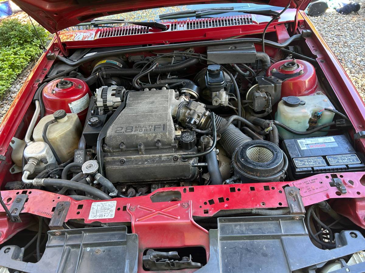 Chevrolet-cavalier-z24-1988-red-6
