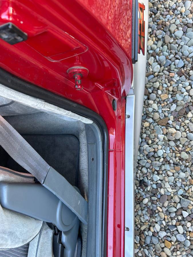 Chevrolet-cavalier-z24-1988-red-7