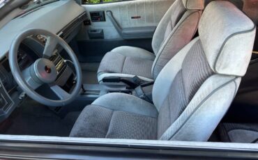 Chevrolet-cavalier-z24-1988-red-8