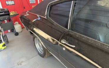 Chevrolet-chevelle-malibu-1971-black-2