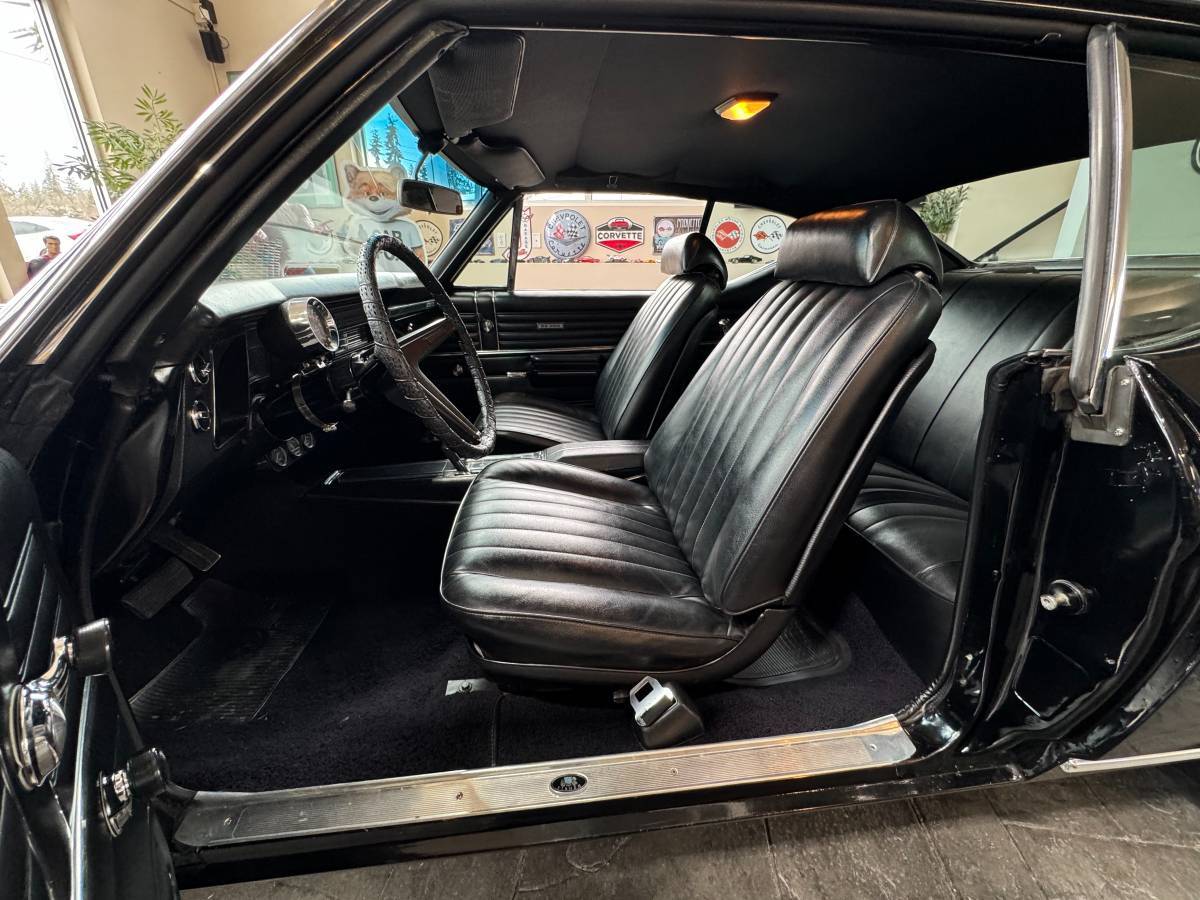 Chevrolet-chevelle-ss-tribute-1968-black-16