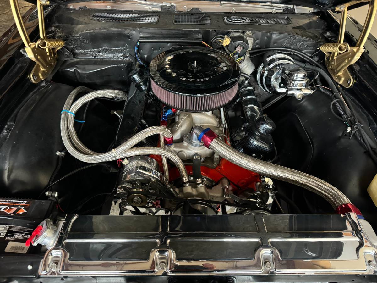 Chevrolet-chevelle-ss-tribute-1968-black-20