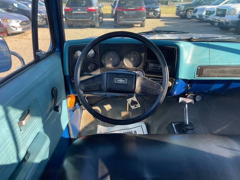 Chevrolet-ck-10-pickup-1978-blue-16