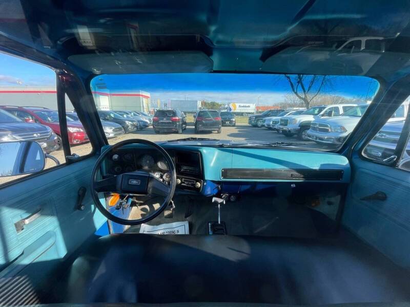 Chevrolet-ck-10-pickup-1978-blue-17