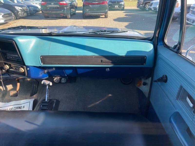 Chevrolet-ck-10-pickup-1978-blue-18