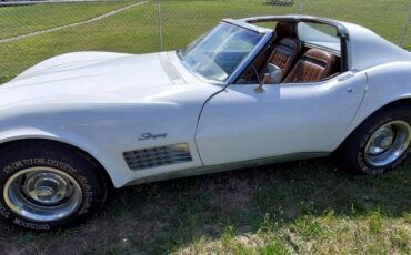 Chevrolet-corvette-1971-white-3