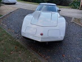 Chevrolet-corvette-1973-grey-19