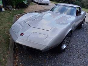 Chevrolet-corvette-1973-grey-20