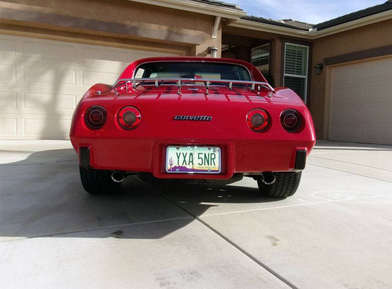 Chevrolet-corvette-1976-red-16