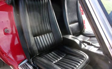 Chevrolet-corvette-1976-red-7