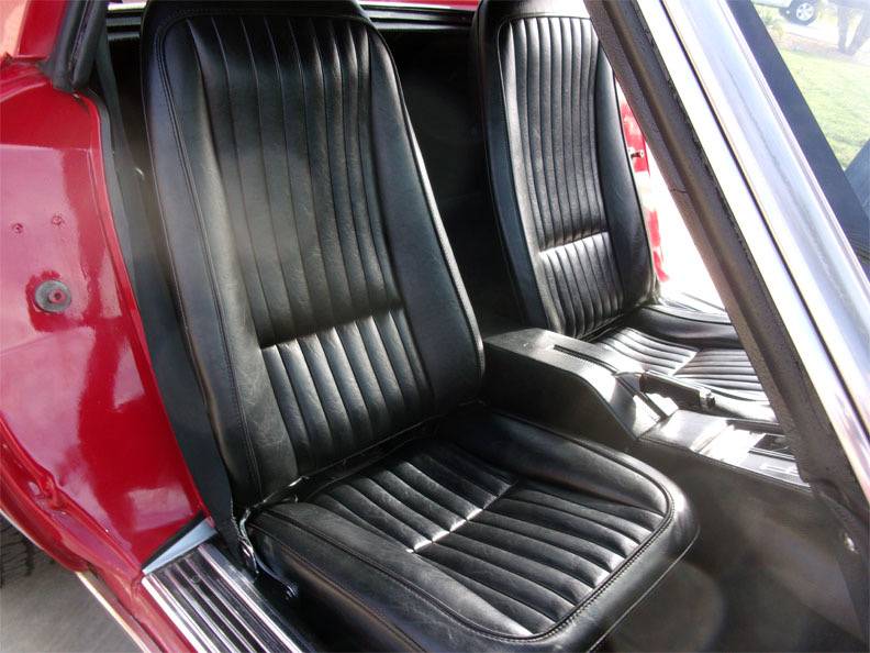 Chevrolet-corvette-1976-red-7