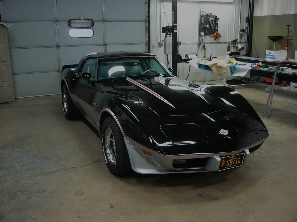 Chevrolet-corvette-1978-1