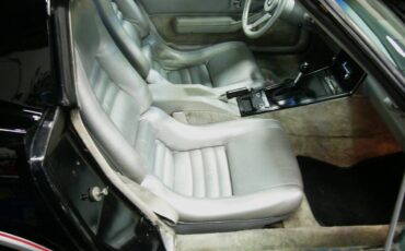 Chevrolet-corvette-1978-13