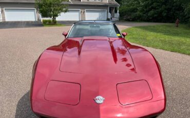 Chevrolet-corvette-1978-red-3