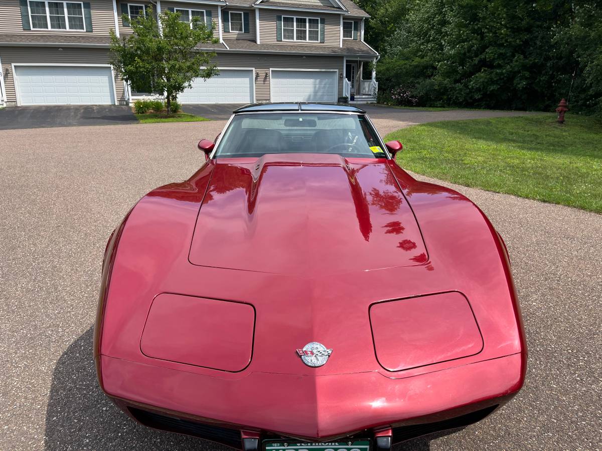 Chevrolet-corvette-1978-red-3