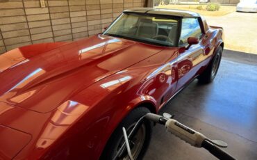 Chevrolet-corvette-1980-red-3