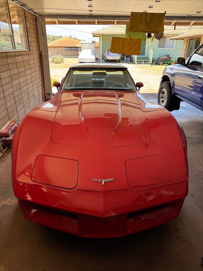 Chevrolet-corvette-1980-red-5