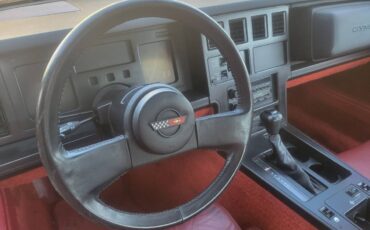 Chevrolet-corvette-1984-red-10