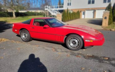 Chevrolet-corvette-1984-red-2