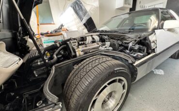 Chevrolet-corvette-1987-white-9