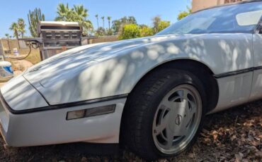 Chevrolet-corvette-1989-white-2