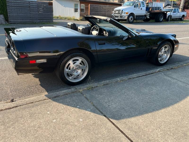 Chevrolet-corvette-1990-black-2