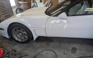 Chevrolet-corvette-1992-white-4