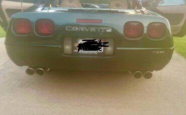 Chevrolet-corvette-1995-green-14