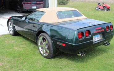 Chevrolet-corvette-1995-green-2
