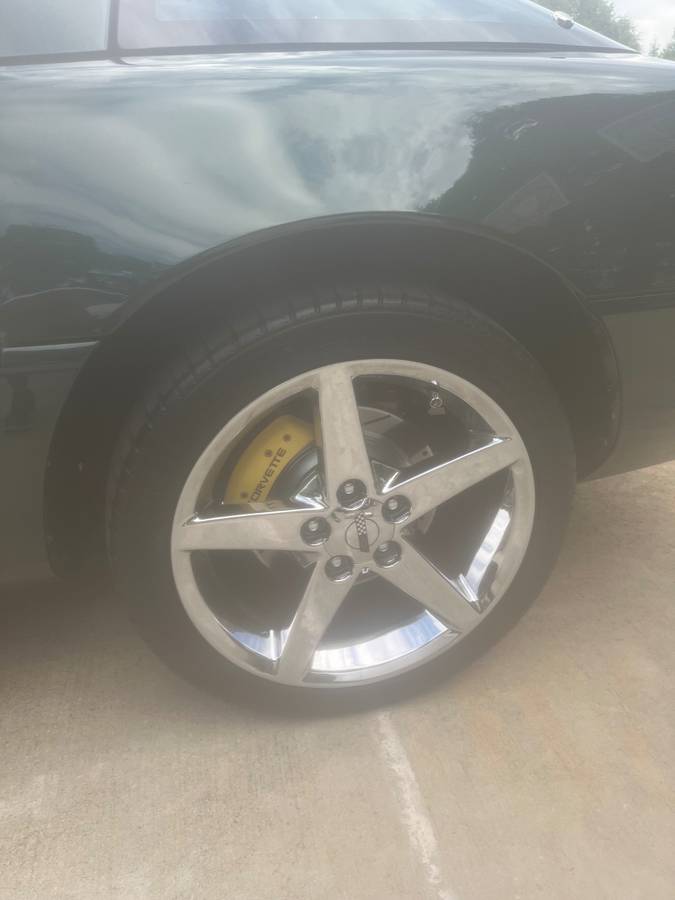 Chevrolet-corvette-1995-green-22