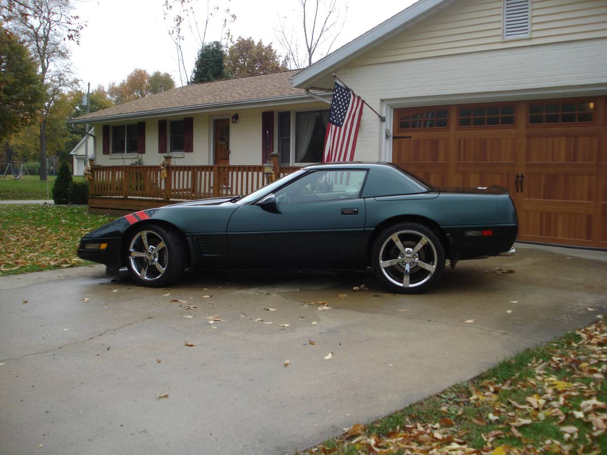 Chevrolet-corvette-1995-green-3