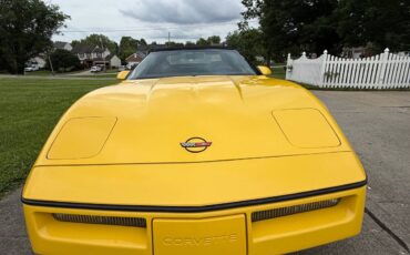 Chevrolet-corvette-convertible-1986-yellow-11