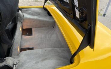 Chevrolet-corvette-convertible-1986-yellow-13