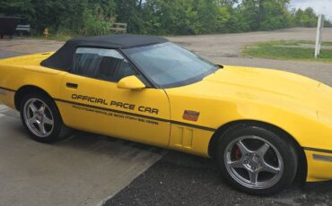 Chevrolet-corvette-convertible-1986-yellow-19
