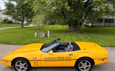 Chevrolet-corvette-convertible-1986-yellow-4