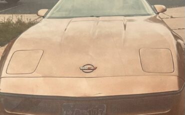 Chevrolet-corvette-convertible-1987-1
