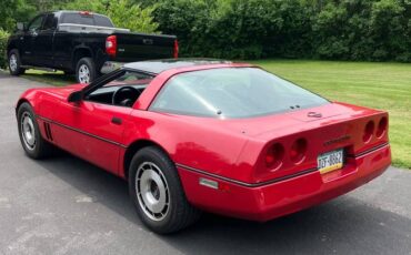 Chevrolet-corvette-coupe-1984-red