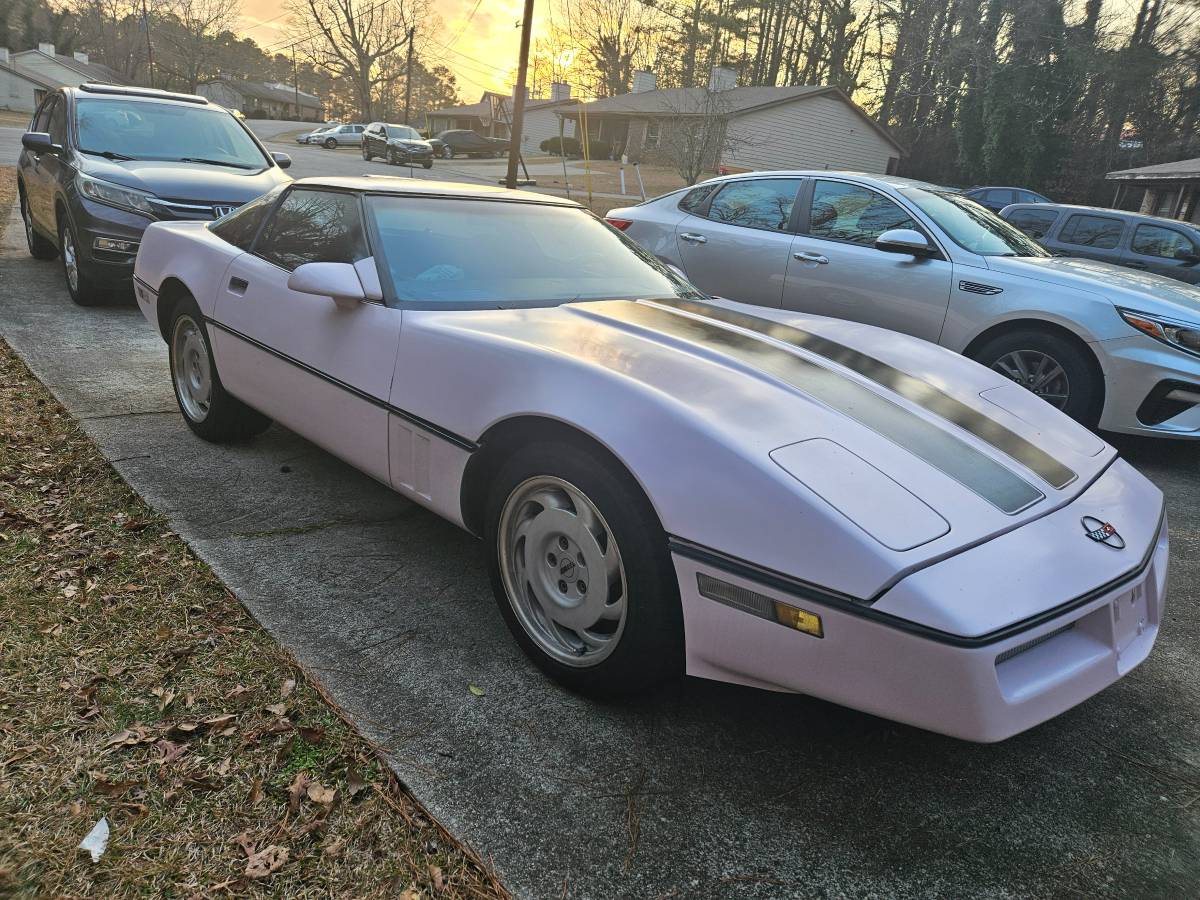 Chevrolet-corvette-coupe-1986-custom-1