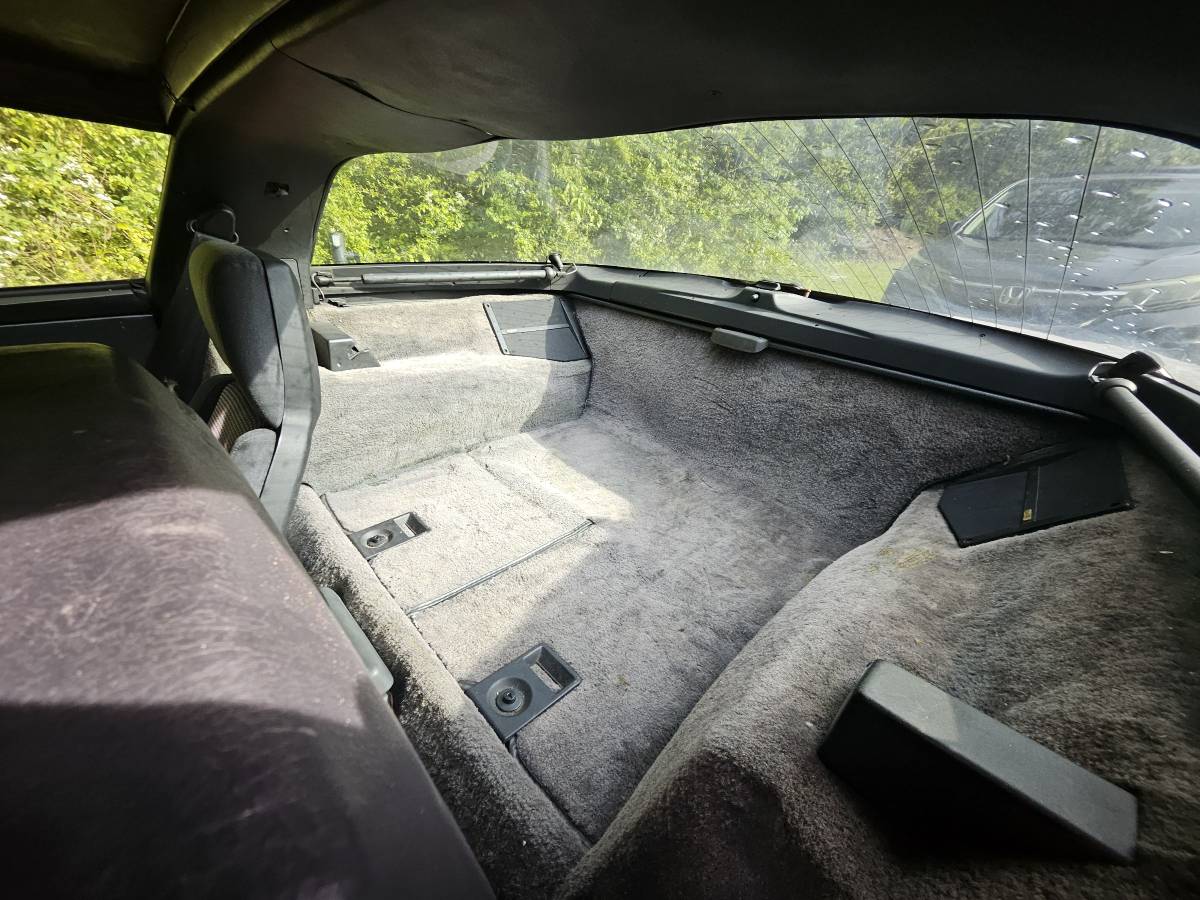 Chevrolet-corvette-coupe-1986-custom-13