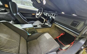 Chevrolet-corvette-coupe-1986-custom-15