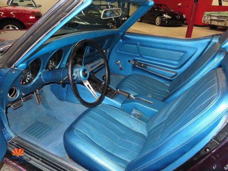 Chevrolet-corvette-roadster-427c-1969-white-1