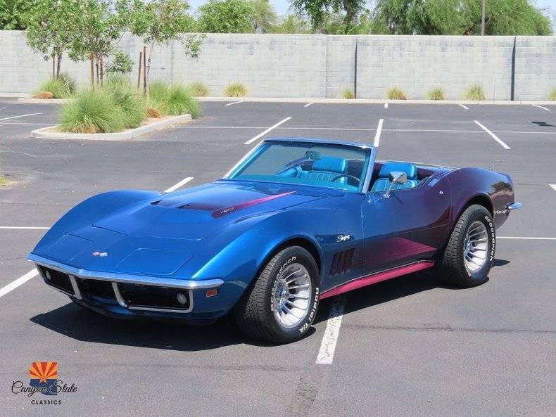 Chevrolet-corvette-roadster-427c-1969-white-11
