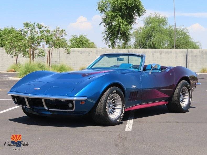 Chevrolet-corvette-roadster-427c-1969-white-12