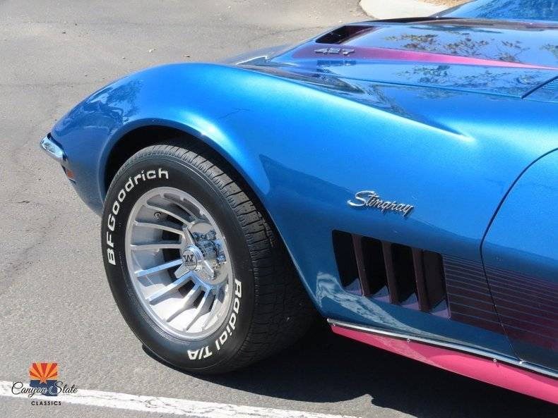 Chevrolet-corvette-roadster-427c-1969-white-21