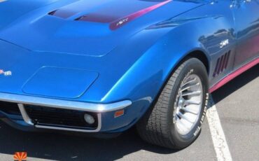 Chevrolet-corvette-roadster-427c-1969-white-22