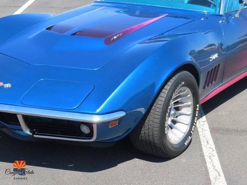 Chevrolet-corvette-roadster-427c-1969-white-22