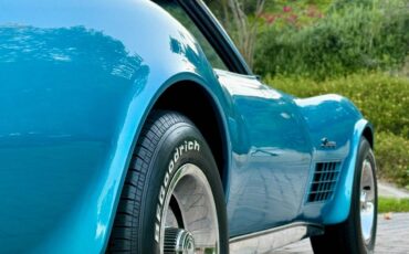 Chevrolet-corvette-stingray-1971-blue-10