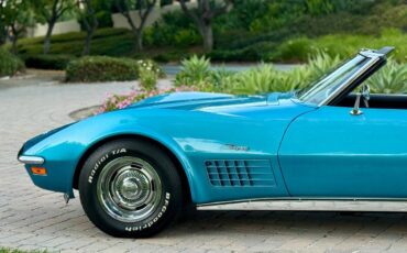 Chevrolet-corvette-stingray-1971-blue-12