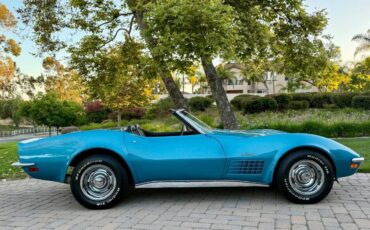 Chevrolet-corvette-stingray-1971-blue