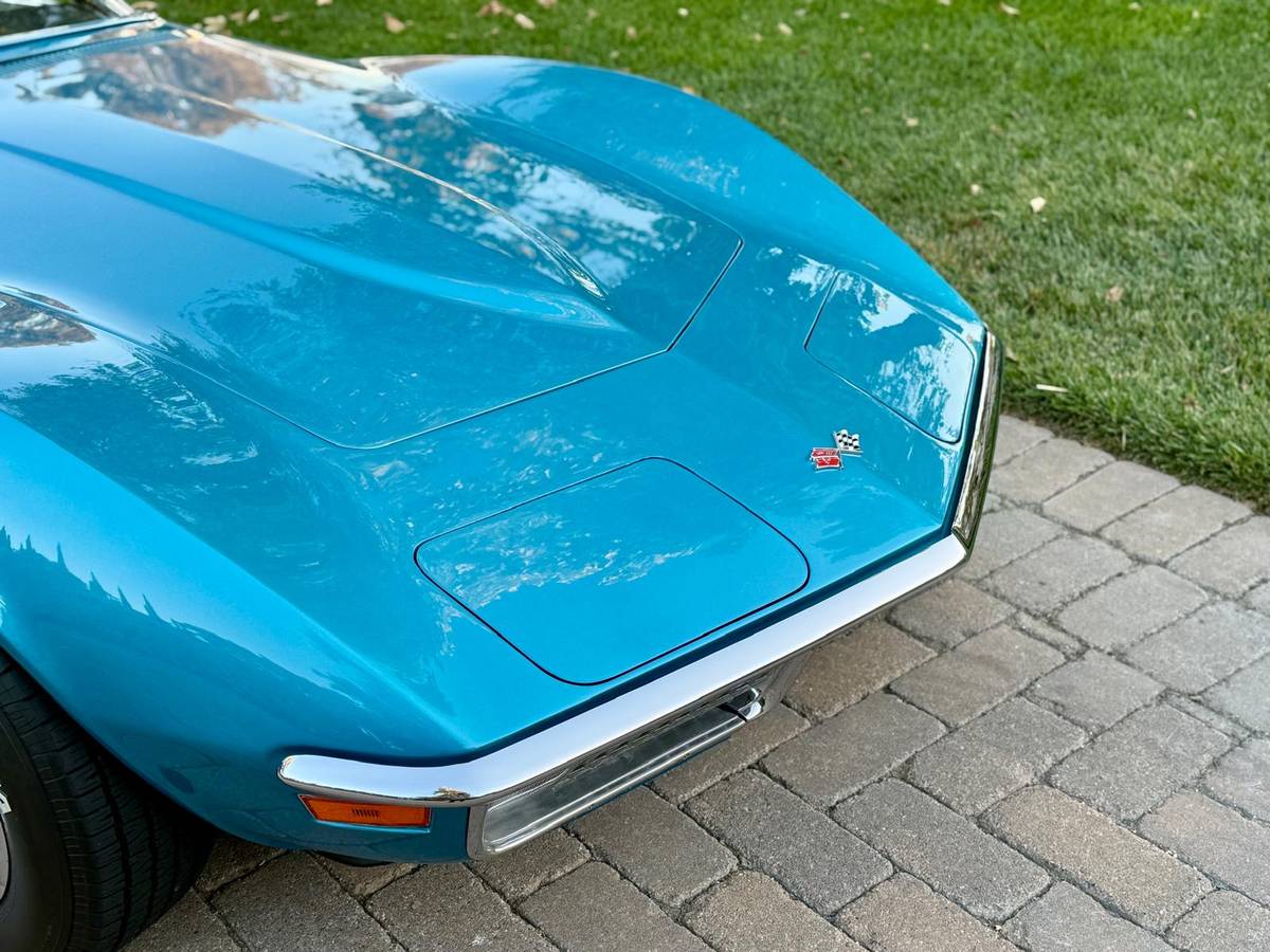 Chevrolet-corvette-stingray-1971-blue-9